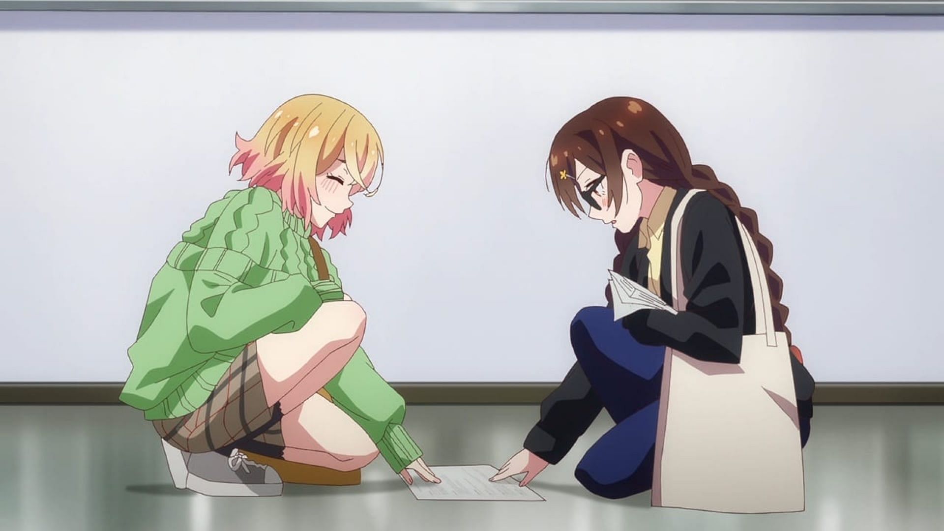 Mami and Chizuru at the hallway (Image via TMS Entertainment)